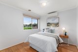 https://images.listonce.com.au/custom/160x/listings/6-saxonwood-drive-vermont-south-vic-3133/900/01513900_img_09.jpg?3H6biZwr82I