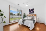 https://images.listonce.com.au/custom/160x/listings/6-selby-close-barwon-heads-vic-3227/808/01361808_img_07.jpg?wEggV-vXics