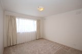 https://images.listonce.com.au/custom/160x/listings/6-southern-court-forest-hill-vic-3131/956/00841956_img_05.jpg?rp-yAOABA8o