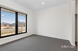 https://images.listonce.com.au/custom/160x/listings/6-sparrow-way-winter-valley-vic-3358/585/01976585_img_02.jpg?0KwytCrpwkA