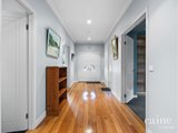 https://images.listonce.com.au/custom/160x/listings/6-st-chester-avenue-lake-gardens-vic-3355/756/01576756_img_03.jpg?ZWDkKGAz6Vc