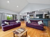 https://images.listonce.com.au/custom/160x/listings/6-st-chester-avenue-lake-gardens-vic-3355/756/01576756_img_08.jpg?c7XIWwoq4ks