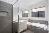 https://images.listonce.com.au/custom/160x/listings/6-st-marks-court-mernda-vic-3754/195/01923195_img_04.jpg?6Ea9-EJXMS4