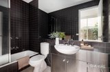 https://images.listonce.com.au/custom/160x/listings/6-strode-place-richmond-vic-3121/692/01934692_img_12.jpg?QzAgzy1ijCg