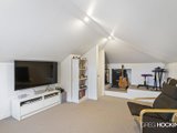 https://images.listonce.com.au/custom/160x/listings/6-susman-street-newport-vic-3015/647/01203647_img_12.jpg?nA7uVB6_e8I