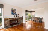 https://images.listonce.com.au/custom/160x/listings/6-sweetland-road-mooroolbark-vic-3138/288/01636288_img_02.jpg?YMO7A2Y5VZk