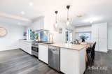 https://images.listonce.com.au/custom/160x/listings/6-tanya-court-croydon-hills-vic-3136/076/01983076_img_02.jpg?PKbcFAwwX-s