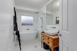 https://images.listonce.com.au/custom/160x/listings/6-tanya-court-croydon-hills-vic-3136/774/01724774_img_08.jpg?8R-hFGxJRq4