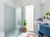 https://images.listonce.com.au/custom/160x/listings/6-taylor-street-fitzroy-north-vic-3068/593/00972593_img_16.jpg?KyeR4OPKiSQ