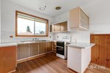 https://images.listonce.com.au/custom/160x/listings/6-teak-court-thomastown-vic-3074/995/01947995_img_05.jpg?88VHCbKjAf0