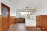 https://images.listonce.com.au/custom/160x/listings/6-teak-court-thomastown-vic-3074/995/01947995_img_09.jpg?twxSUvpW8Uw