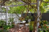 https://images.listonce.com.au/custom/160x/listings/6-thackeray-street-elwood-vic-3184/694/01821694_img_15.jpg?tdNxLcL6CTM