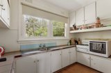 https://images.listonce.com.au/custom/160x/listings/6-thomas-street-camberwell-vic-3124/775/00717775_img_05.jpg?-XTug-YvxKw