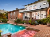 https://images.listonce.com.au/custom/160x/listings/6-thomas-street-williamstown-vic-3016/551/01202551_img_11.jpg?6SEGBOV3AKA