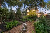 https://images.listonce.com.au/custom/160x/listings/6-tombolo-court-mooroolbark-vic-3138/850/01869850_img_15.jpg?My2beeKUrVA