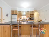 https://images.listonce.com.au/custom/160x/listings/6-tudor-drive-mooroolbark-vic-3138/540/01525540_img_08.jpg?CPMkKxtlduM