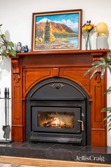 https://images.listonce.com.au/custom/160x/listings/6-tynong-street-croydon-vic-3136/903/01746903_img_03.jpg?FSOc5lw2_ZA