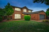 https://images.listonce.com.au/custom/160x/listings/6-una-street-mount-waverley-vic-3149/079/00475079_img_01.jpg?DlteDSZRSvs