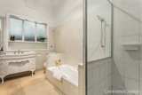 https://images.listonce.com.au/custom/160x/listings/6-vautier-street-elwood-vic-3184/853/01794853_img_08.jpg?xTTqvnrfcDc