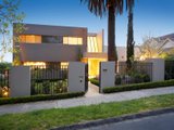 https://images.listonce.com.au/custom/160x/listings/6-vauxhall-road-balwyn-vic-3103/664/01683664_img_01.jpg?k6OY78asxRA