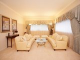 https://images.listonce.com.au/custom/160x/listings/6-vauxhall-road-balwyn-vic-3103/664/01683664_img_03.jpg?q-i7P_jTVhc