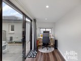 https://images.listonce.com.au/custom/160x/listings/6-victor-road-bentleigh-east-vic-3165/964/01623964_img_10.jpg?l1EFugFZEvw