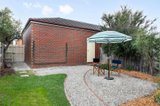 https://images.listonce.com.au/custom/160x/listings/6-vista-grove-viewbank-vic-3084/889/01681889_img_12.jpg?a-kygK4m1KM