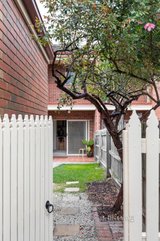 https://images.listonce.com.au/custom/160x/listings/6-vista-grove-viewbank-vic-3084/889/01681889_img_14.jpg?GKCEPvD6c0M
