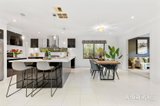 https://images.listonce.com.au/custom/160x/listings/6-walden-avenue-wheelers-hill-vic-3150/725/01904725_img_05.jpg?Vq7KRuA80DE