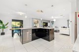 https://images.listonce.com.au/custom/160x/listings/6-walden-avenue-wheelers-hill-vic-3150/725/01904725_img_06.jpg?isQuApTp4OA