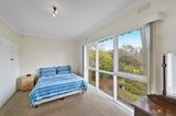 https://images.listonce.com.au/custom/160x/listings/6-wave-avenue-mount-waverley-vic-3149/368/00325368_img_04.jpg?ZnRJ2cX7ohs