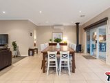 https://images.listonce.com.au/custom/160x/listings/6-wedgewood-court-yarra-glen-vic-3775/843/01524843_img_06.jpg?Z9VnjeU3aaQ