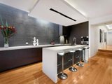 https://images.listonce.com.au/custom/160x/listings/6-wharton-street-surrey-hills-vic-3127/639/01684639_img_04.jpg?XYZQtb-RkcM
