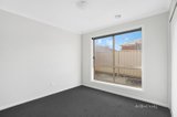 https://images.listonce.com.au/custom/160x/listings/6-whidburn-place-sebastopol-vic-3356/000/01924000_img_11.jpg?Mvhzl9PRhD4