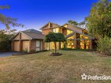 https://images.listonce.com.au/custom/160x/listings/6-wills-court-mooroolbark-vic-3138/472/01526472_img_02.jpg?iPfNJbbxloQ