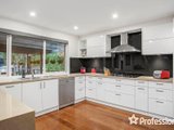 https://images.listonce.com.au/custom/160x/listings/6-wills-court-mooroolbark-vic-3138/472/01526472_img_08.jpg?CQTtC-QDu00