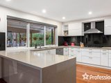 https://images.listonce.com.au/custom/160x/listings/6-wills-court-mooroolbark-vic-3138/472/01526472_img_26.jpg?mr4hykljql8