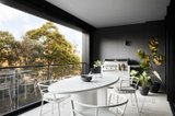 https://images.listonce.com.au/custom/160x/listings/6-woodgate-street-south-melbourne-vic-3205/346/01727346_img_07.jpg?VYZBGUfAvuE
