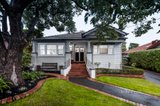 https://images.listonce.com.au/custom/160x/listings/6-woodvale-grove-essendon-vic-3040/896/01225896_img_01.jpg?9pFlKYVhYso