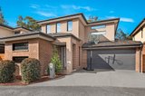 https://images.listonce.com.au/custom/160x/listings/6-woodview-court-croydon-north-vic-3136/115/01771115_img_06.jpg?4uhXmqM4R4A