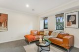 https://images.listonce.com.au/custom/160x/listings/6-woodview-court-croydon-north-vic-3136/992/01907992_img_05.jpg?oNpeHw_E7tA