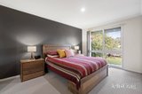 https://images.listonce.com.au/custom/160x/listings/6-zina-grove-mooroolbark-vic-3138/144/01943144_img_04.jpg?oHoQGtMa6-g