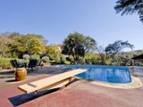 https://images.listonce.com.au/custom/160x/listings/60-62-south-valley-road-highton-vic-3216/456/01699456_img_03.jpg?7YfvdYpLVys