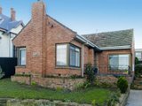 https://images.listonce.com.au/custom/160x/listings/60-austin-street-newtown-vic-3220/897/01698897_img_01.jpg?6Q1uQn65PFU