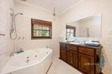 https://images.listonce.com.au/custom/160x/listings/60-bailey-road-mount-evelyn-vic-3796/196/01735196_img_12.jpg?kjNtjK9EZac