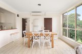 https://images.listonce.com.au/custom/160x/listings/60-balcombe-road-mentone-vic-3194/401/01929401_img_06.jpg?phIq7JeYmF8