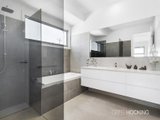 https://images.listonce.com.au/custom/160x/listings/60-bayview-street-williamstown-vic-3016/118/01203118_img_07.jpg?eaaqSW8PfHw