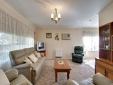 https://images.listonce.com.au/custom/160x/listings/60-bell-street-yarra-glen-vic-3775/269/01525269_img_04.jpg?fSeyQZdkcBs