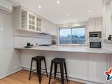 https://images.listonce.com.au/custom/160x/listings/60-blackburn-road-mooroolbark-vic-3138/258/01526258_img_06.jpg?owf8KHrNhqg