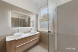 https://images.listonce.com.au/custom/160x/listings/60-campbell-grove-hawthorn-east-vic-3123/417/01972417_img_07.jpg?YR5KZC8bnhM